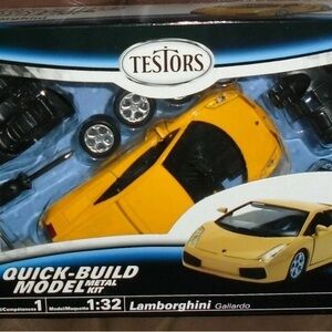Yellow Lamborghini Gallardo 1:32 Model Kit by Testors